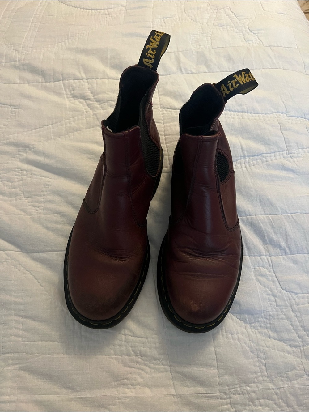Dr. Martens Men’s Chukka Boots in Burgundy Leather